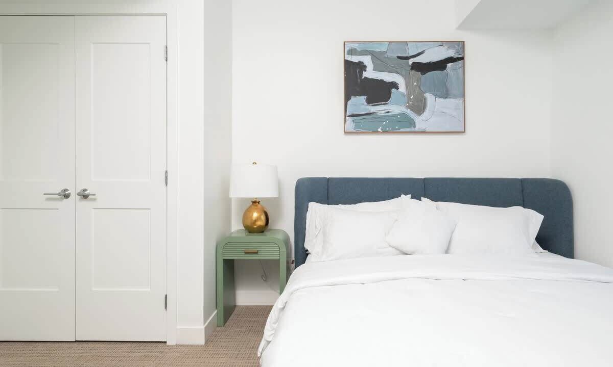 Photo of Bedroom in Central Square
