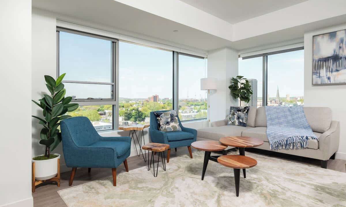 Photo of Livingroom in Central Square