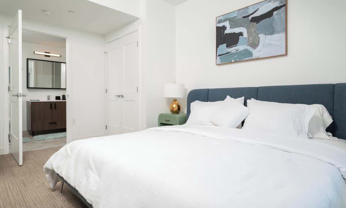 Photo of Bedroom in Central Square
