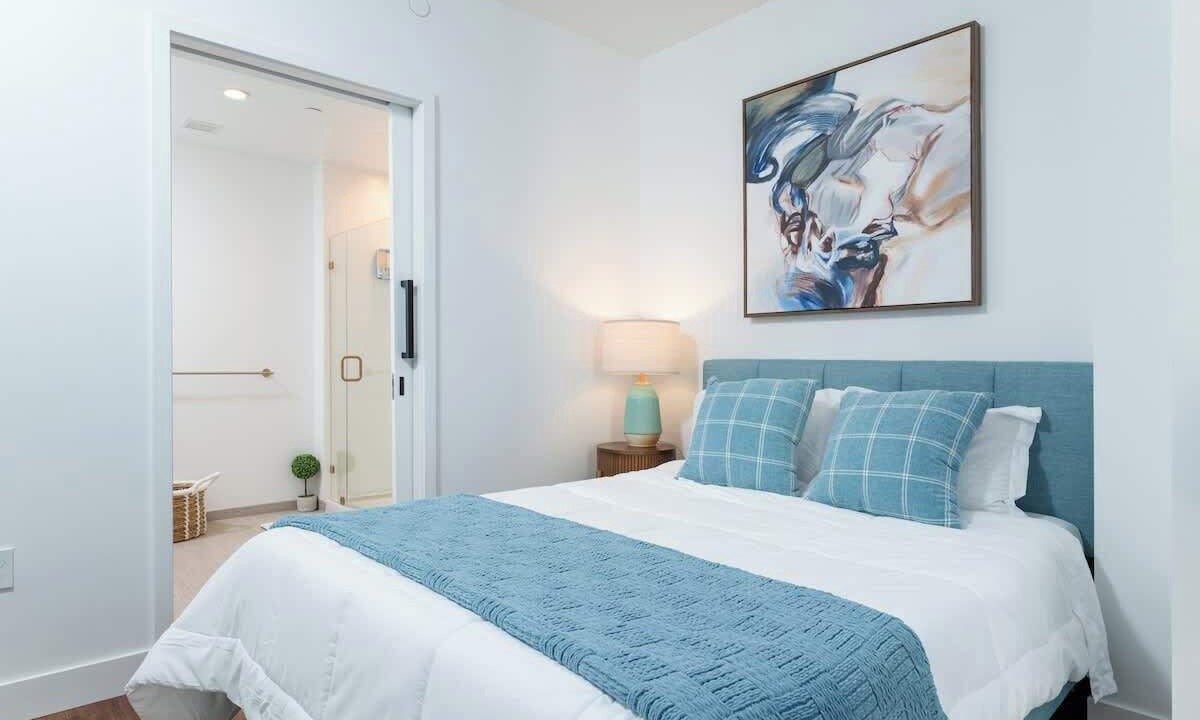 Photo of Bedroom in Bay Village