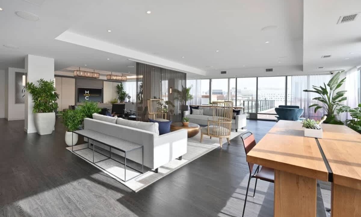 Photo of Livingroom in Central Square