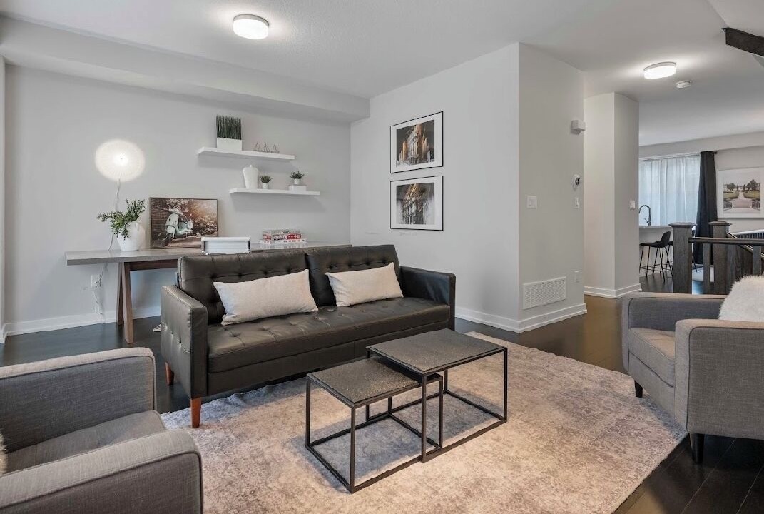 Photo of Livingroom in Mount Pleasant
