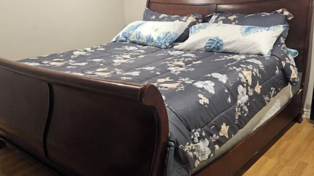 Photo of Bedroom in LaSalle