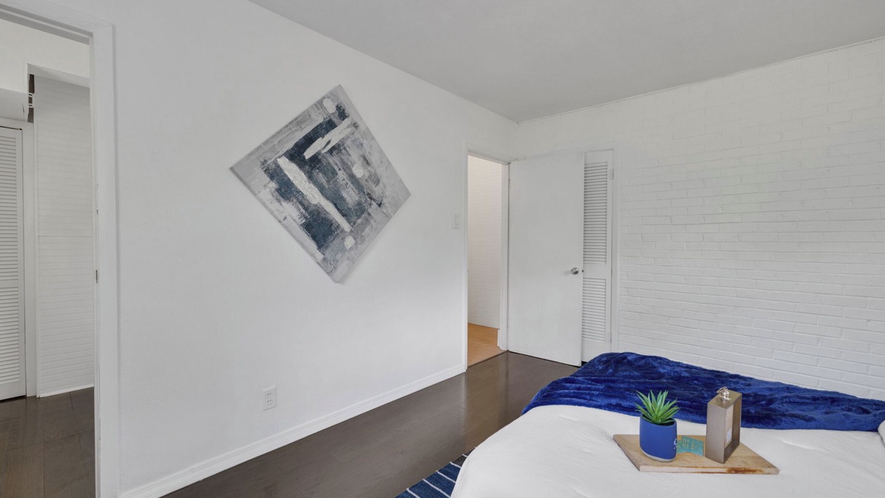 Photo of Bedroom in Town and Country