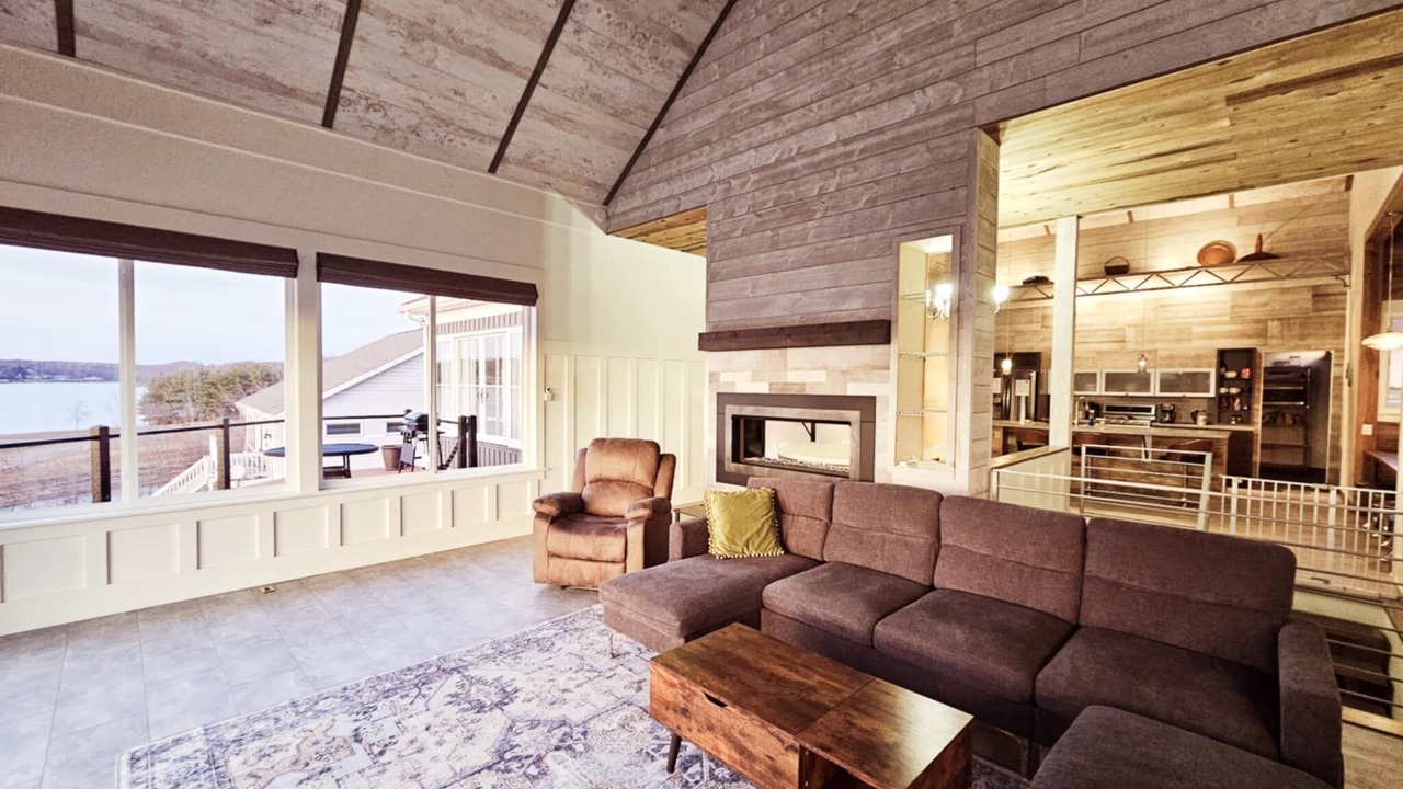 Photo of Livingroom in Howard