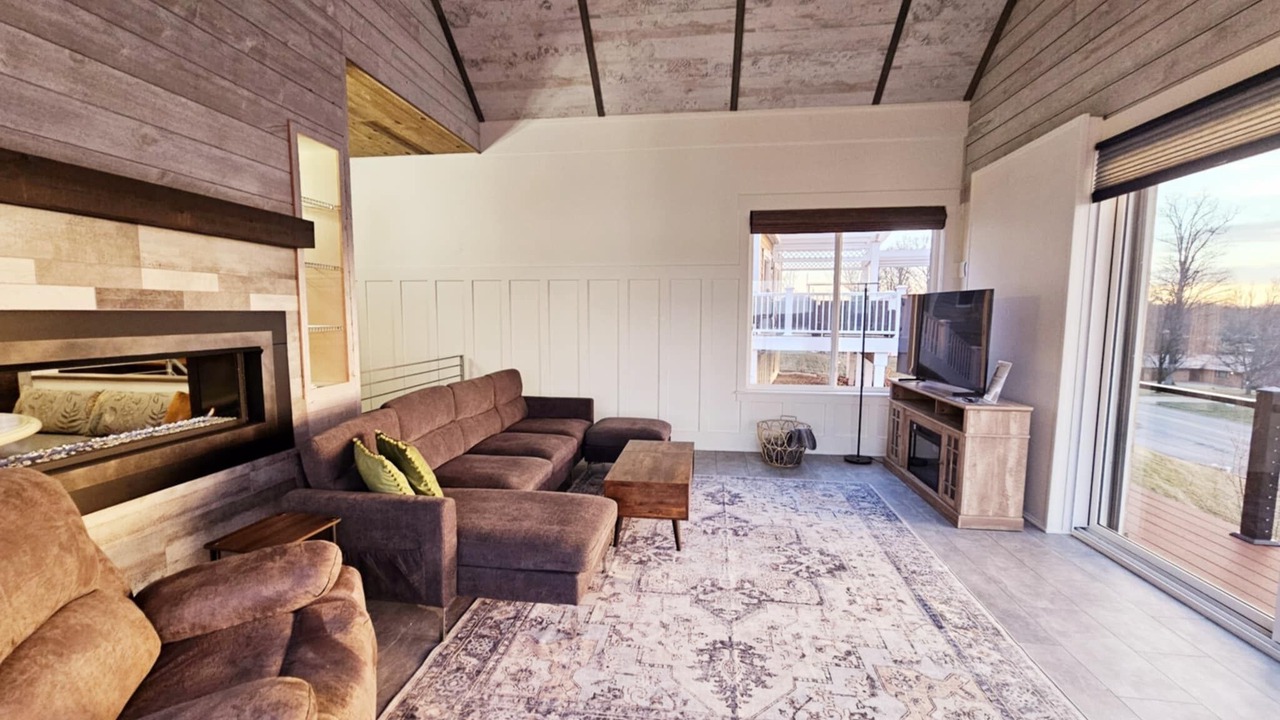 Photo of Livingroom in Howard