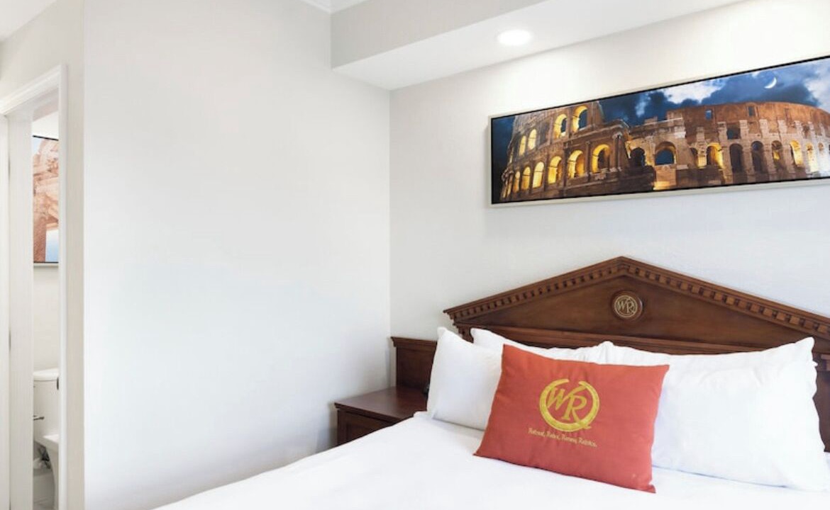 Photo of Bedroom in Florida Center