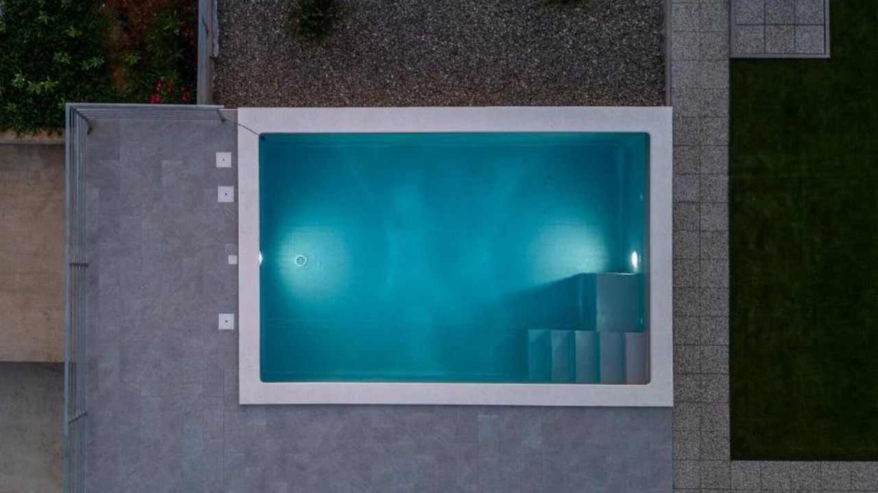 Photo of Outdoor in Smrika