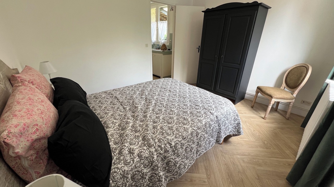 Photo of Bedroom in Courcay