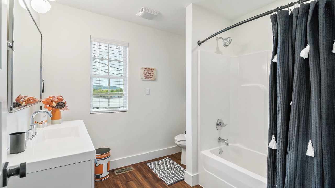 Photo of Bathroom in Powell
