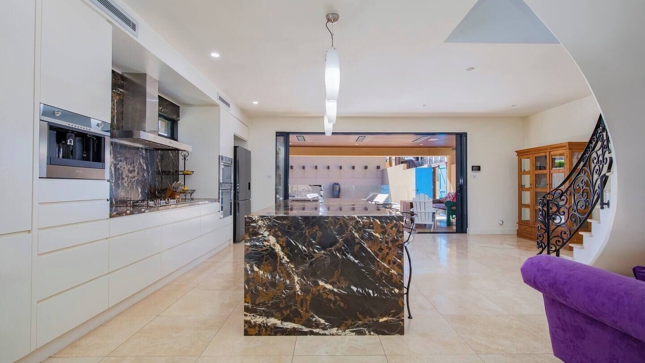 Photo of Others in Tighes Hill