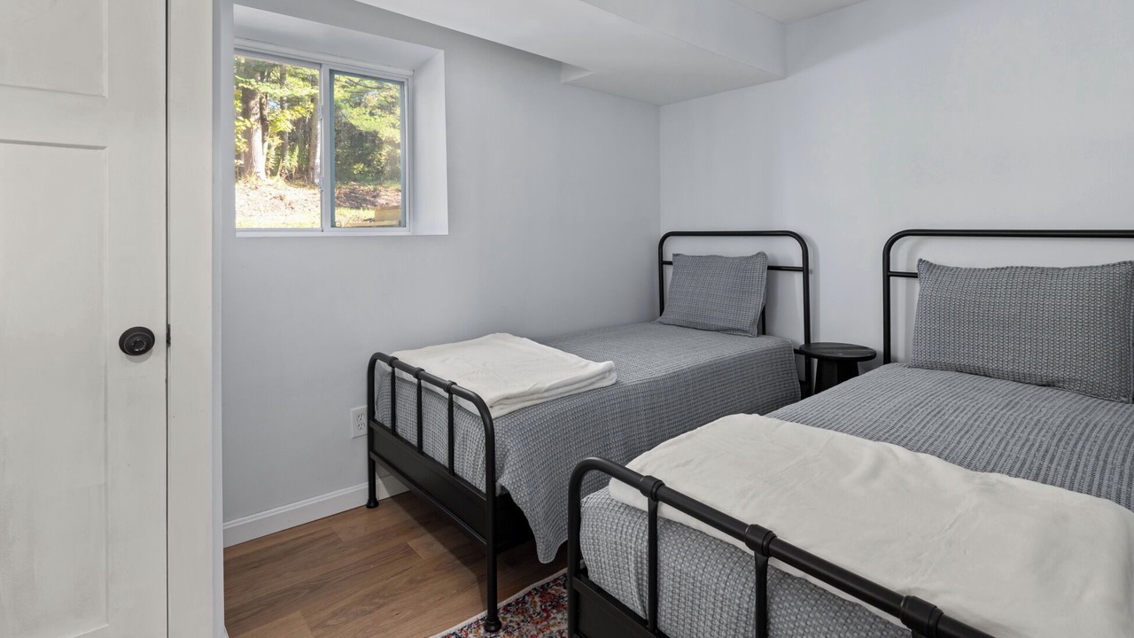 Photo of Bedroom in Warren