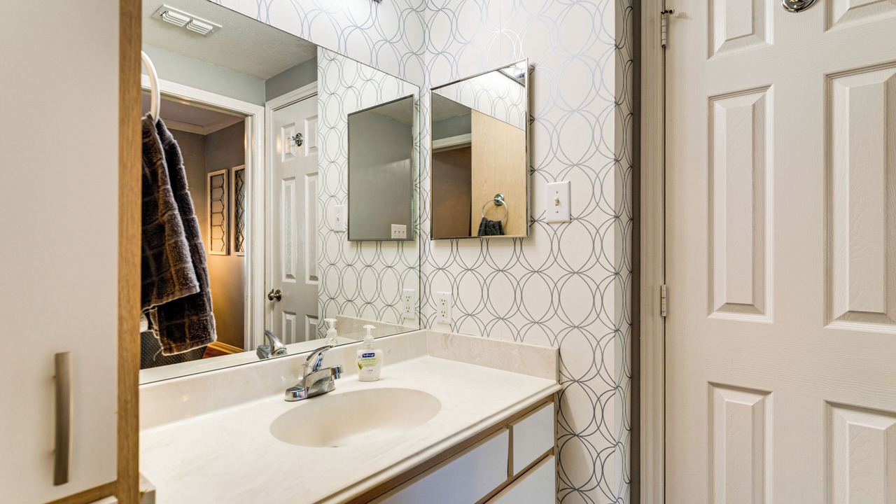 Photo of Bathroom in Walden on Lake Conroe