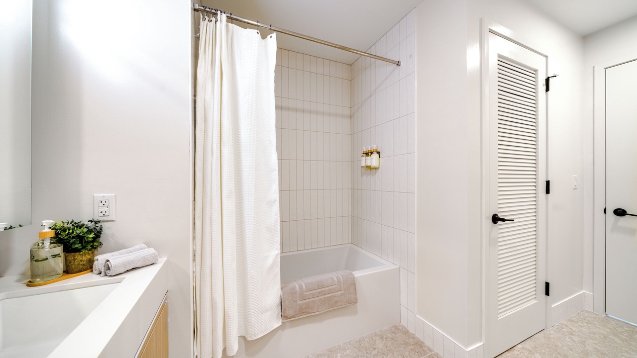 Photo of Bathroom in Downtown Jersey City