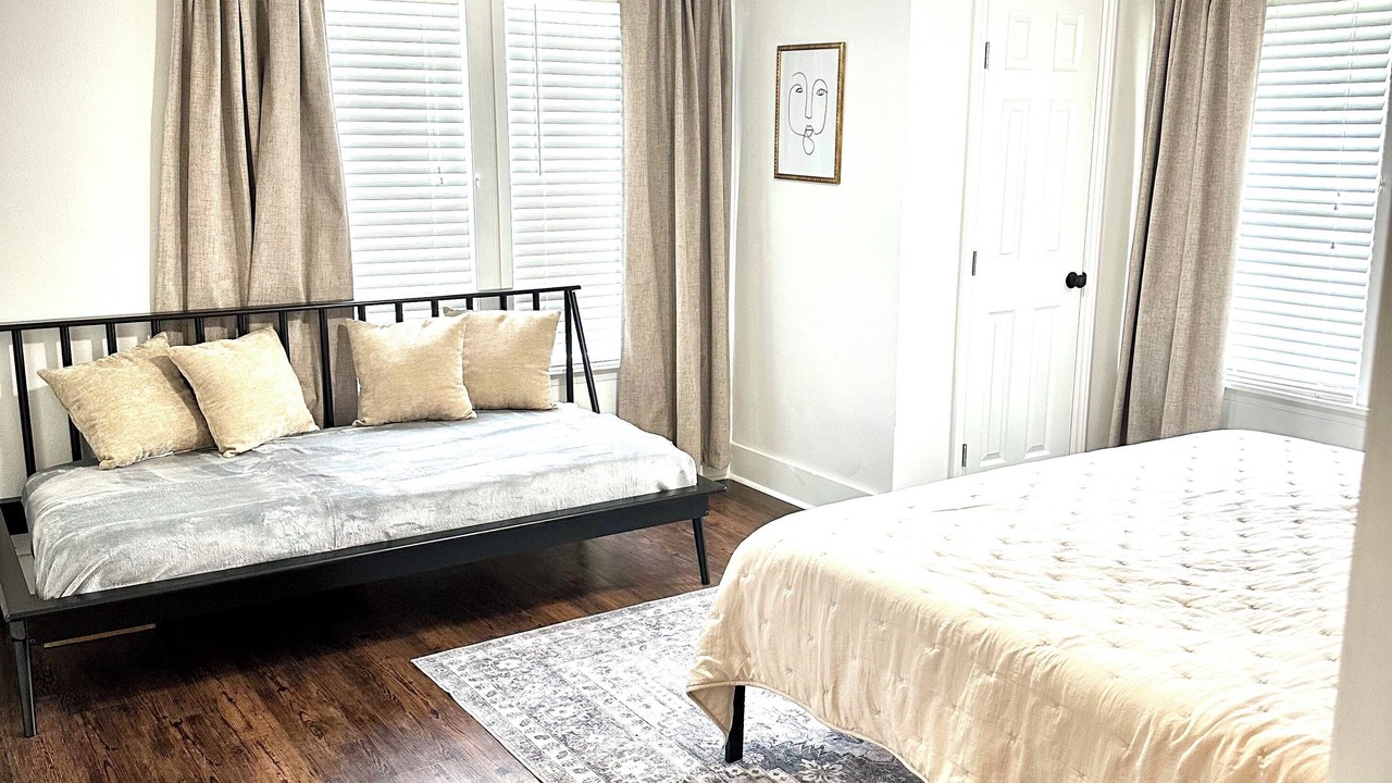 Photo of Bedroom in La Grange