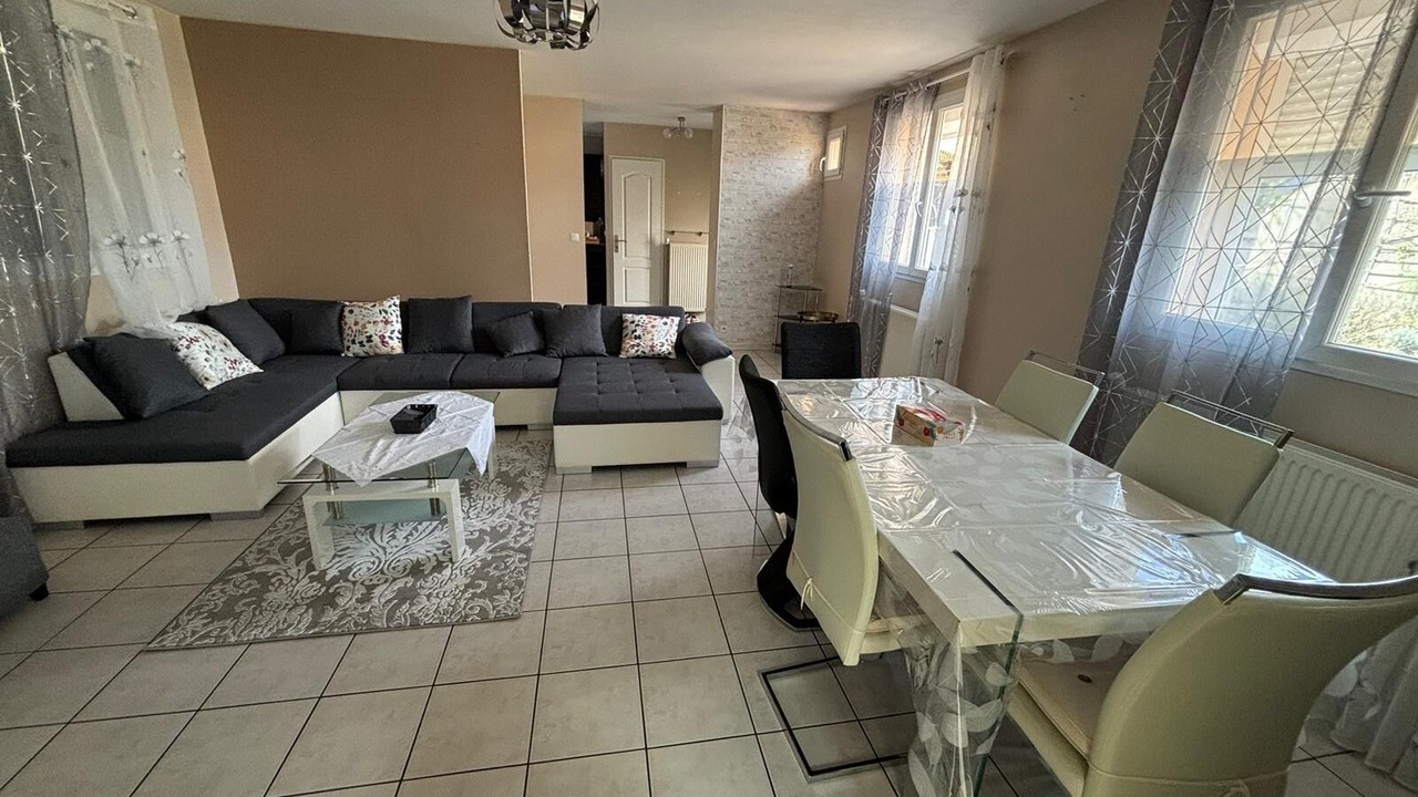 Photo of Livingroom in Sotteville-les-Rouen