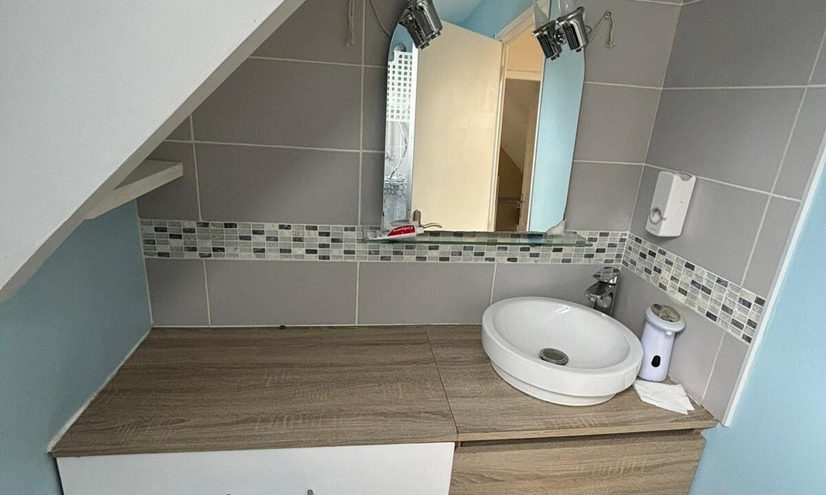 Photo of Bathroom in Sotteville-les-Rouen