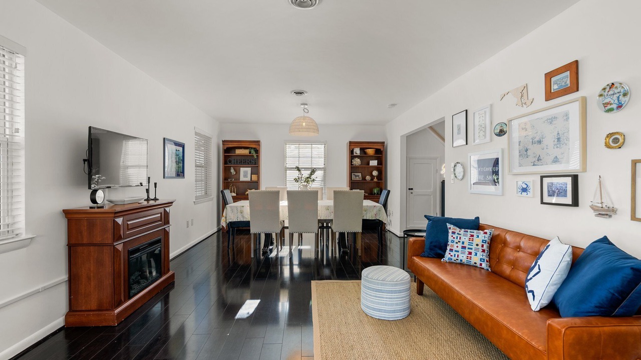Photo of Bedroom in Edgewater