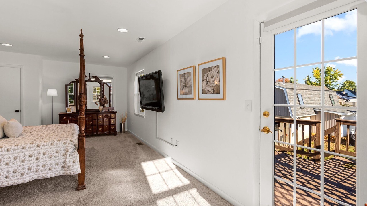 Photo of Patio Balcony in Edgewater