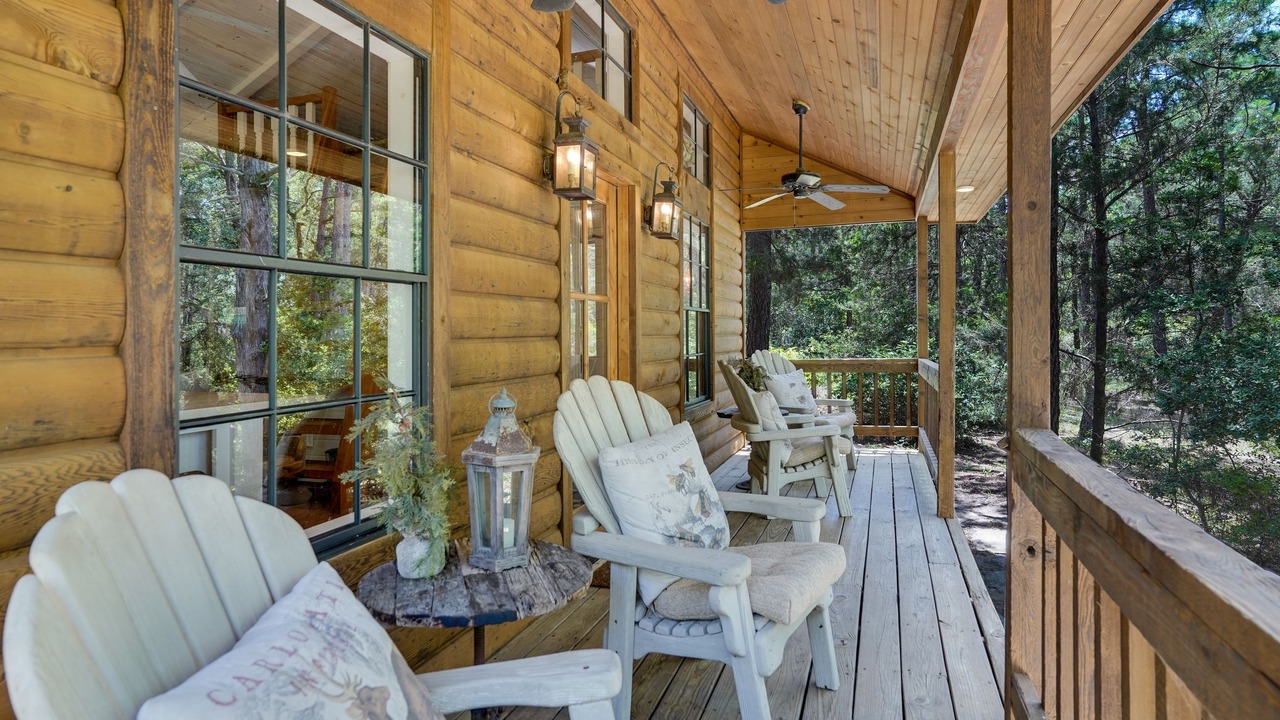 Photo of Patio Balcony in La Grange