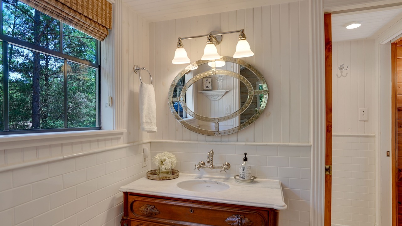 Photo of Bathroom in La Grange
