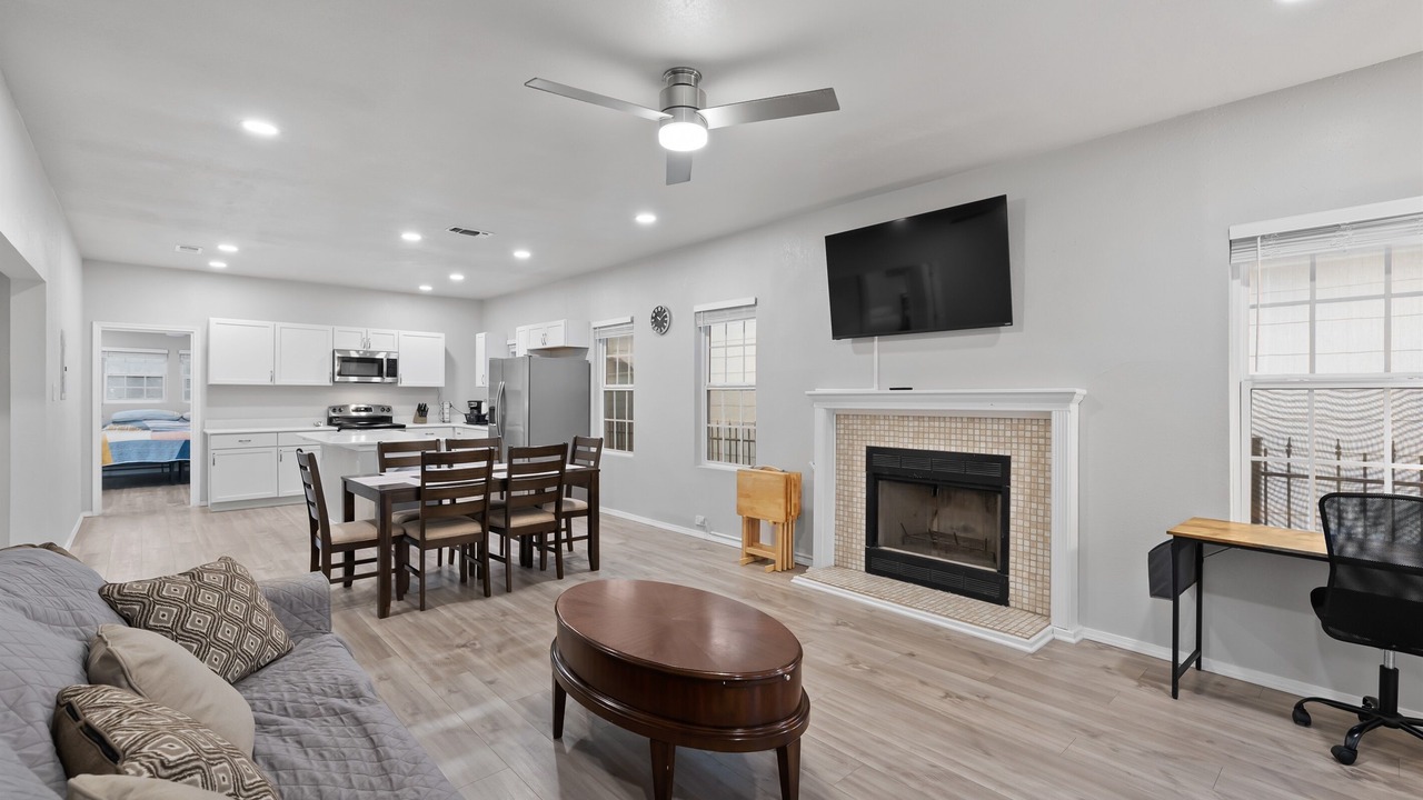 Photo of Livingroom in Highland Park
