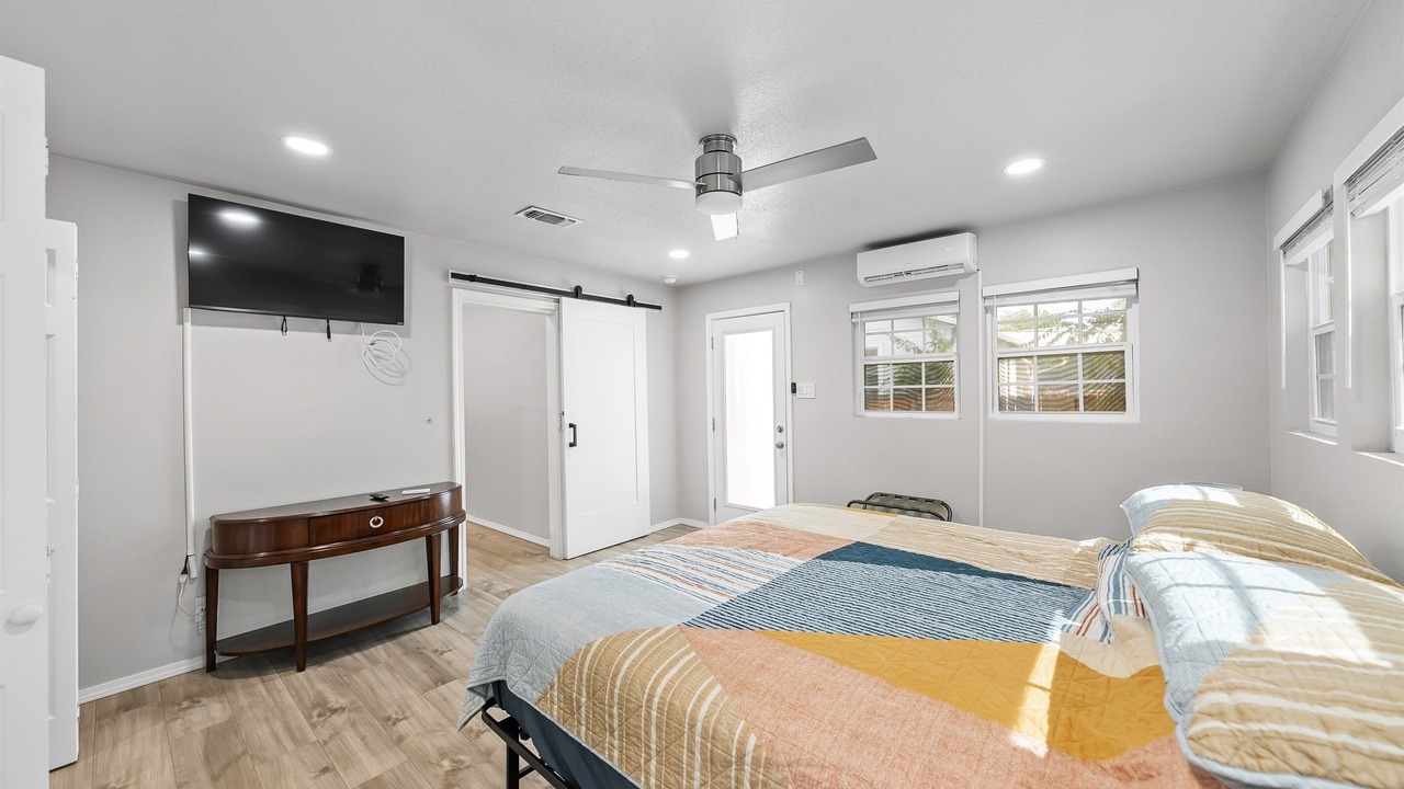 Photo of Bedroom in Highland Park