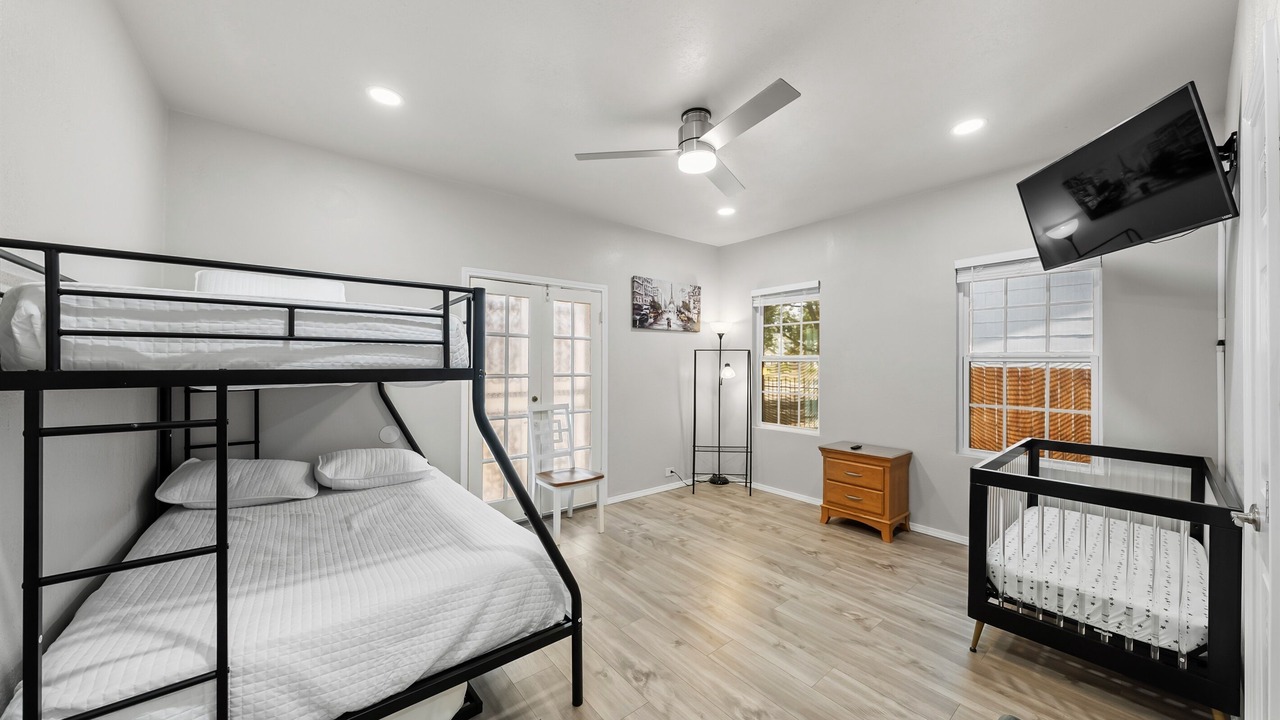 Photo of Bedroom in Highland Park