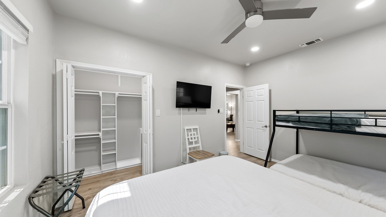 Photo of Bedroom in Highland Park