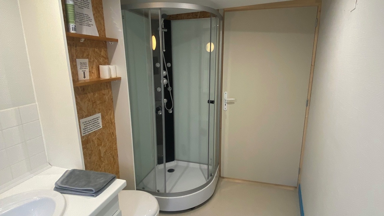 Photo of Bathroom in Cherbourg-en-Cotentin