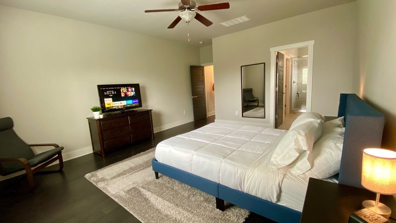 Photo of Bedroom in Mahncke Park
