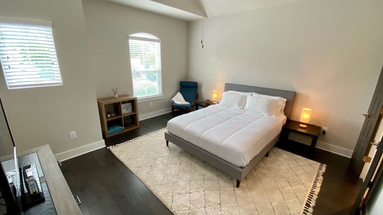 Photo of Bedroom in Mahncke Park