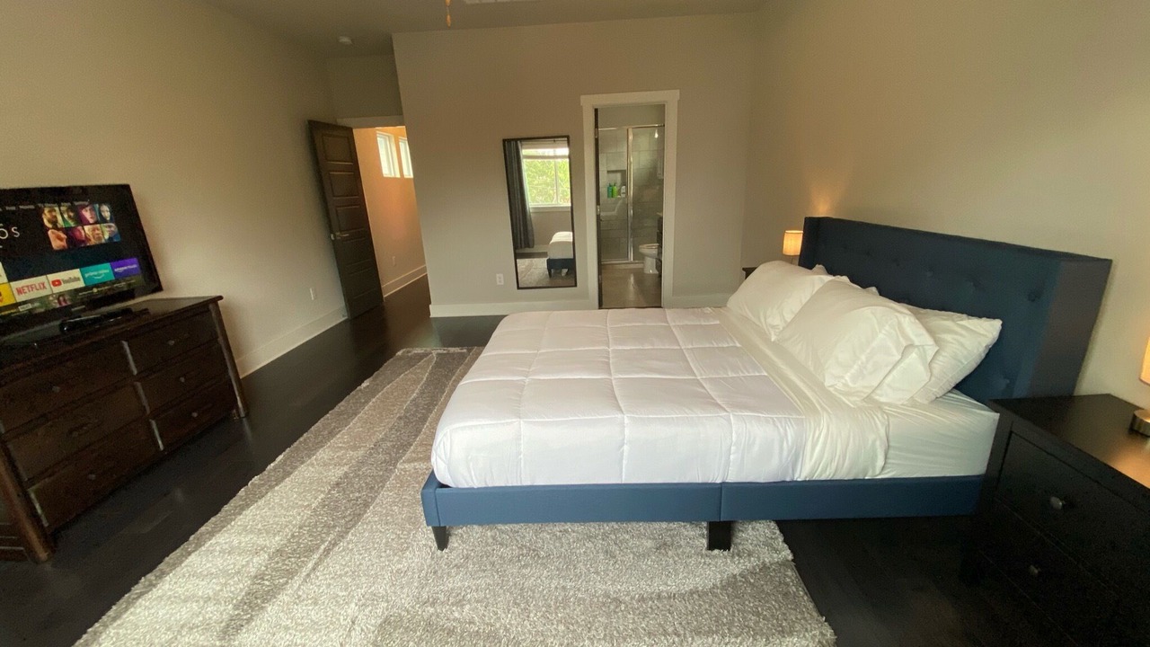 Photo of Bedroom in Mahncke Park