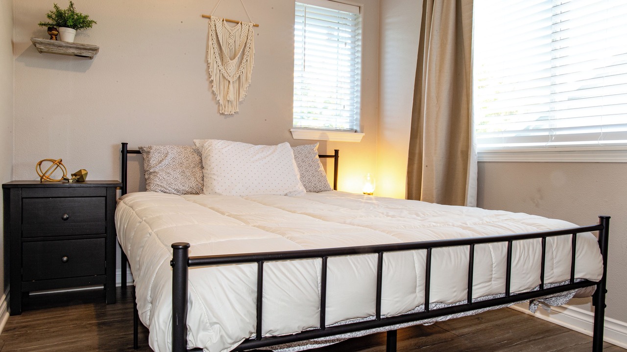 Photo of Bedroom in Hillsboro