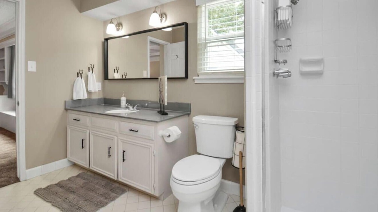 Photo of Bathroom in Ponderosa Forest