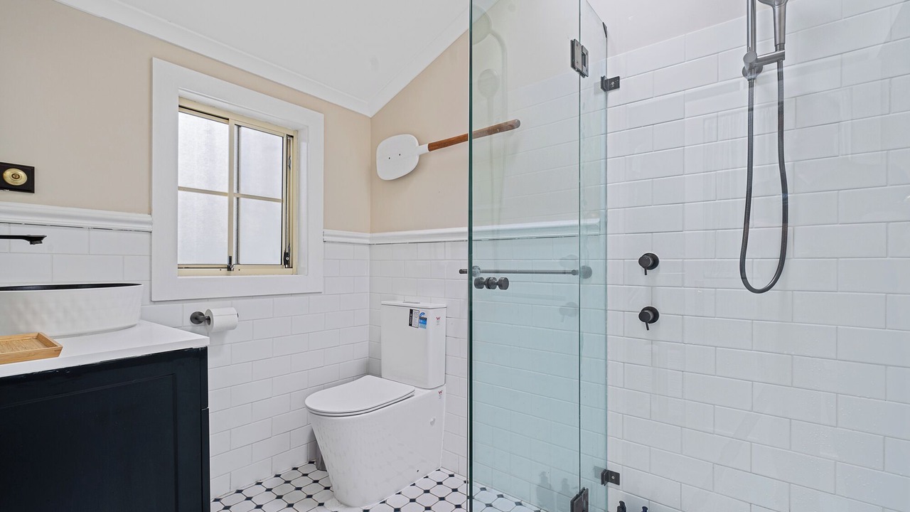 Photo of Bathroom in Tuggerawong