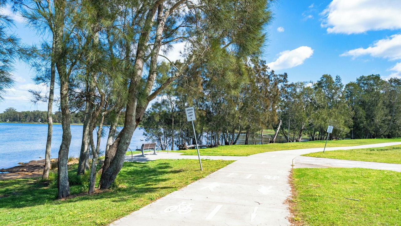 Photo of Outdoor in Tuggerawong