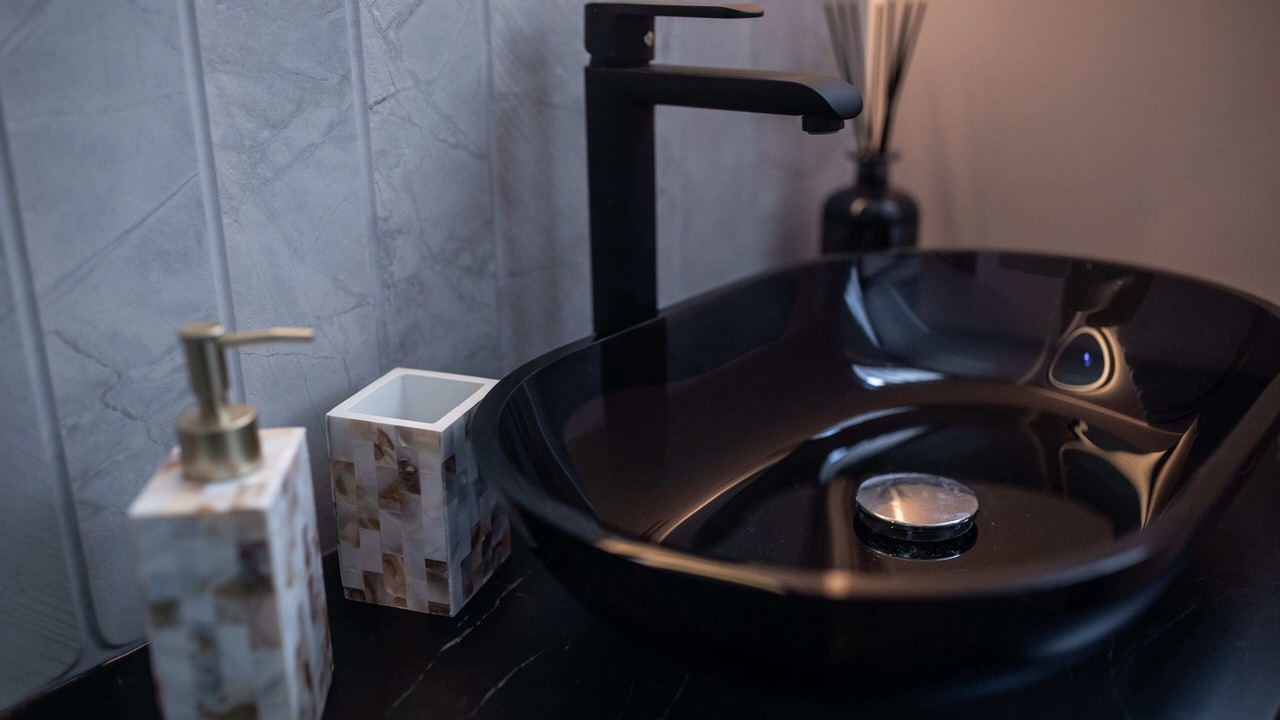 Photo of Bathroom in Saint-Martin-du-Littoral