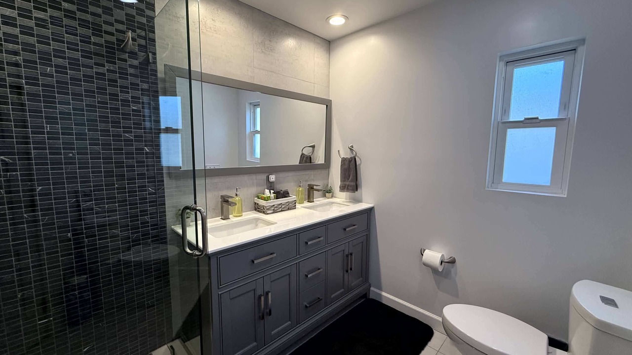Photo of Bathroom in Burbank