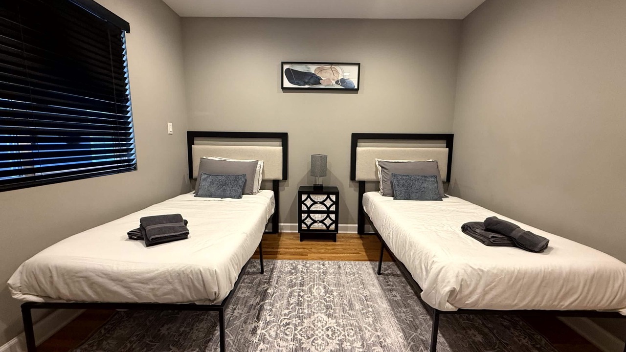 Photo of Bedroom in Burbank