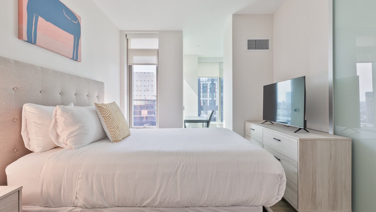 Photo of Bedroom in Seaport District