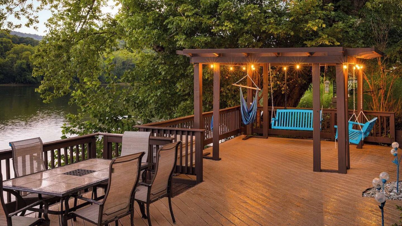 Photo of Outdoor in Bakerton