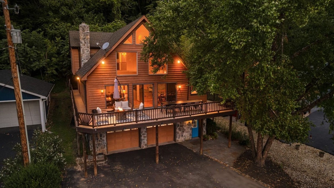 Photo of Outdoor in Bakerton