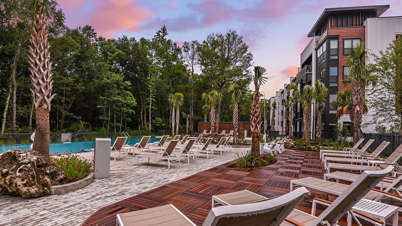 Photo of Outdoor in Deerwood