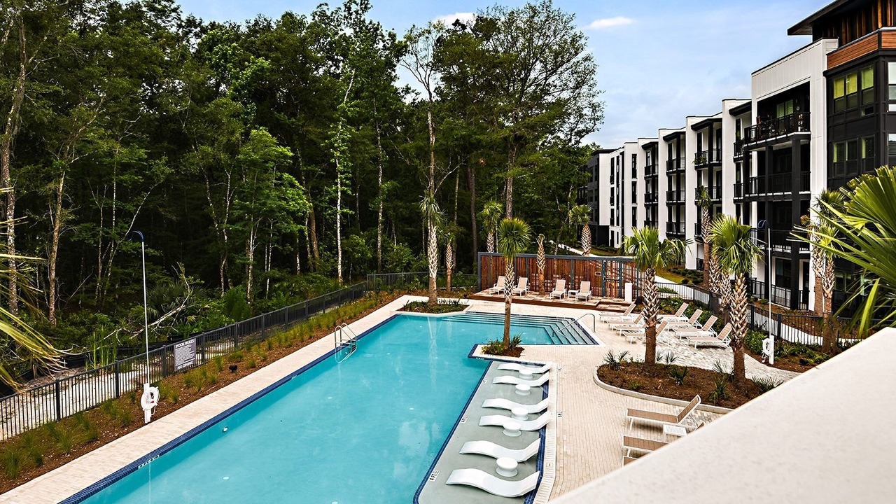 Photo of Outdoor in Deerwood