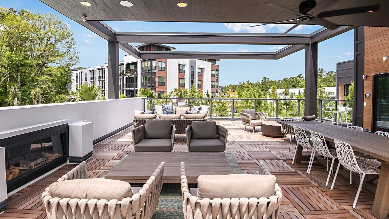 Photo of Outdoor in Deerwood