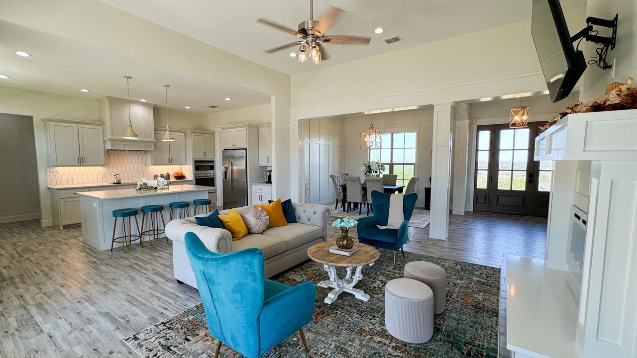 Photo of Livingroom in Dennis