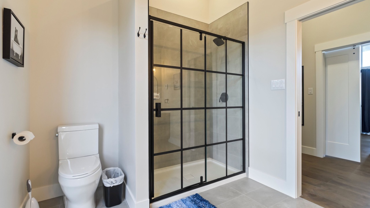 Photo of Bathroom in Shemogue