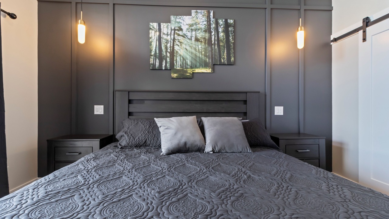 Photo of Bedroom in Shemogue
