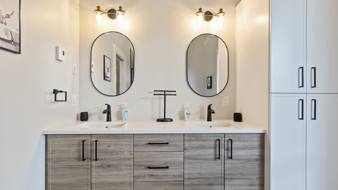 Photo of Bathroom in Shemogue